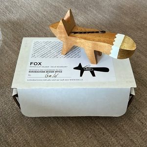 Fox wood magnetic clip holder